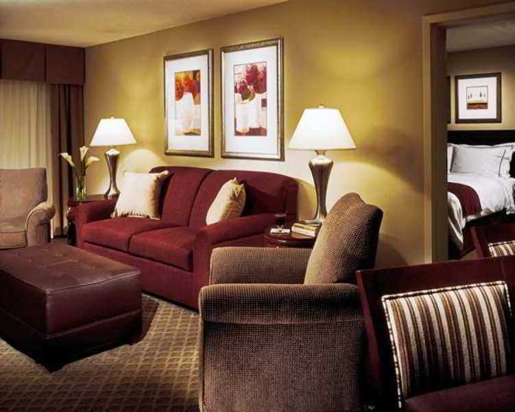 Doubletree By Hilton Hotel Columbia Oda fotoğraf